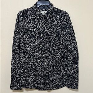 American Eagle Outfitters Black and White‎ Floral Shirt